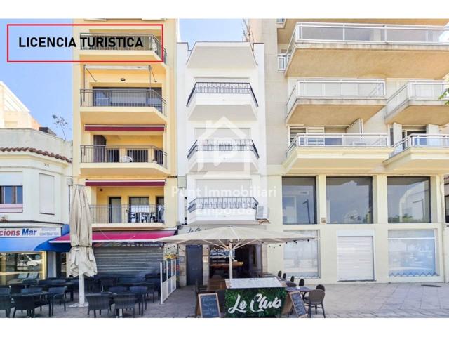 ¡A tan solo 30m de la playa y con licencia turística! photo 0