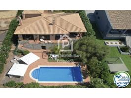 VILLA CON PISCINA Y GRAN POTENCIAL EN PALAU photo 0