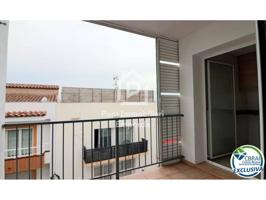 APARTAMENTO EN EL CENTRO DE ROSES Y CERCA DE LA PLAYA photo 0