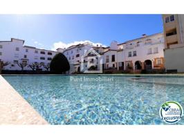 ACOGEDOR APARTAMENTO EN EMPURIABRAVA photo 0
