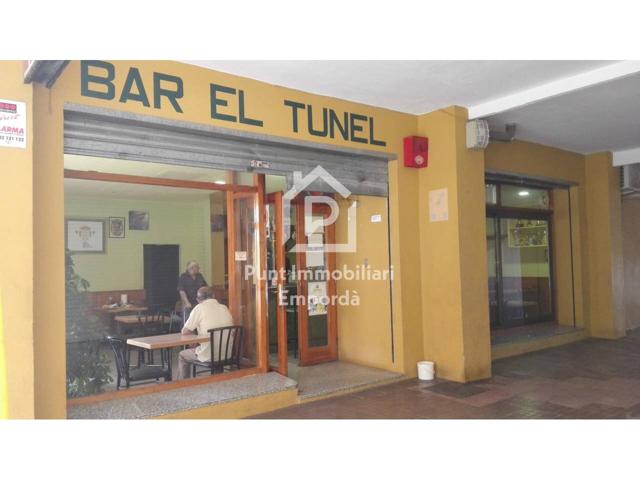 Venta de local comercial en Figueres - Parc Bosc-Castell de Sant Ferran photo 0