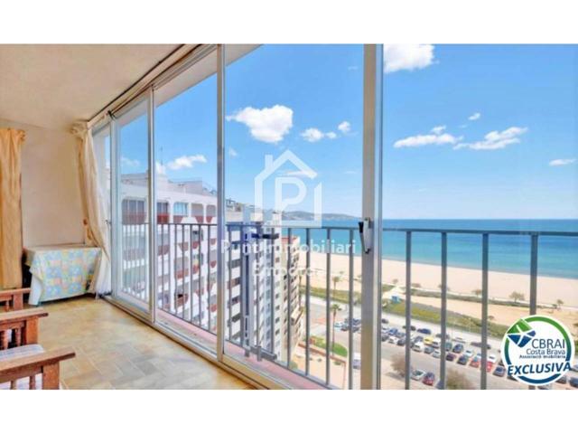 Apartamento en venta en Empuriabrava photo 0