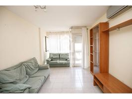 Piso en venta en Figueres photo 0