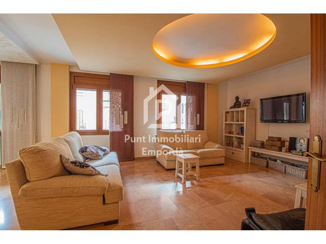 Piso en venta en Centro photo 0