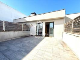 Dúplex en venta (L'Escala centro del pueblo) photo 0