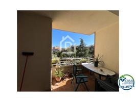 Se vende piso en una de las mejores zonas de Cendrassos de Figueres con vista al parque. photo 0