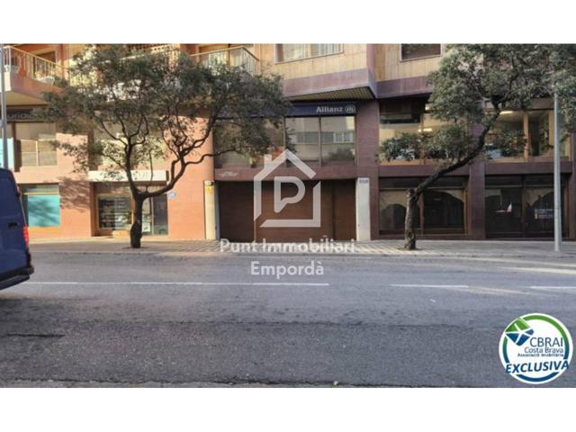 ¡Gran oportunidad: amplia plaza de aparcamiento photo 0