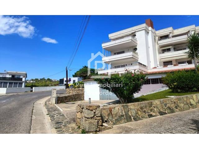 GARAJE CERRADO EN ROSES photo 0