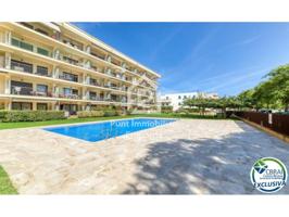 Apartamento en Planta Baja en Primera Línea de Mar - Zona Salatar photo 0