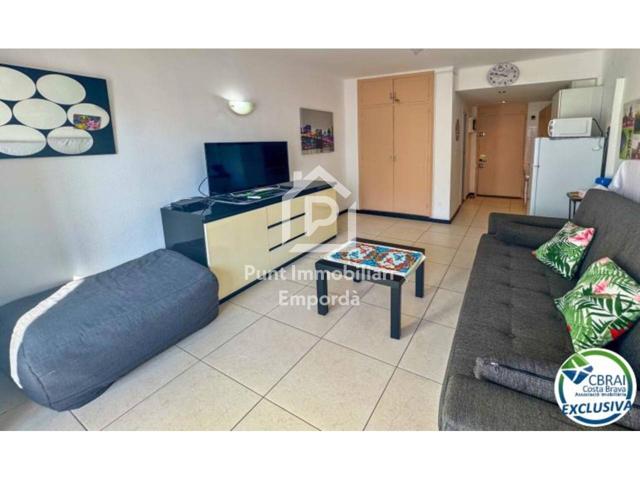 Estudio luminoso renovado a 40 metros del mar, zona del Salatar - Roses photo 0