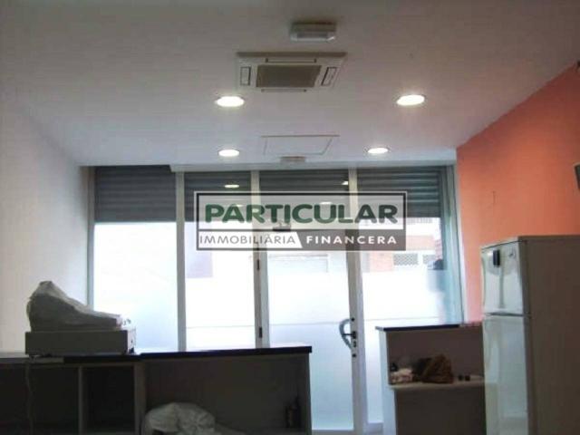 Local comercial en venta en Font Verda photo 0