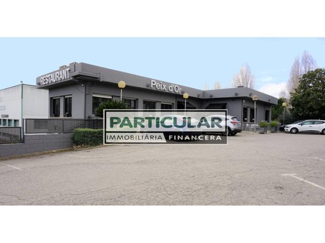 Local Restaurant y Parcela en venta en La Roca del Vallès photo 0