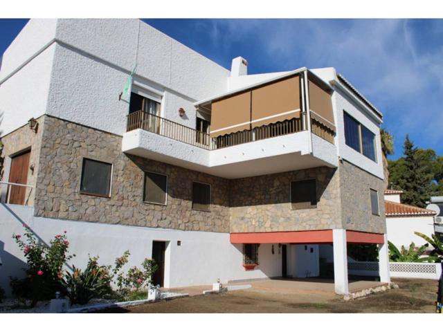 LOS PINOS - GRAN CHALET PRIVADO EN VENTA photo 0