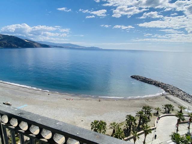 PLAYA VELILLA - APARTAMENTO EN VENTA photo 0