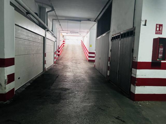 ALMUÑECAR CENTRO - GRAN GARAJE EN VENTA photo 0