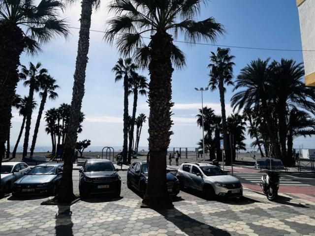 PLAYA PUERTA DEL MAR - GRAN LOCAL EN ALQUILER photo 0