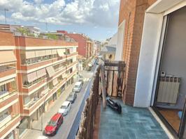 Piso en venta en Centre photo 0