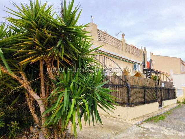 Casa Reformada en 2024 en Urbanización La Marina photo 0