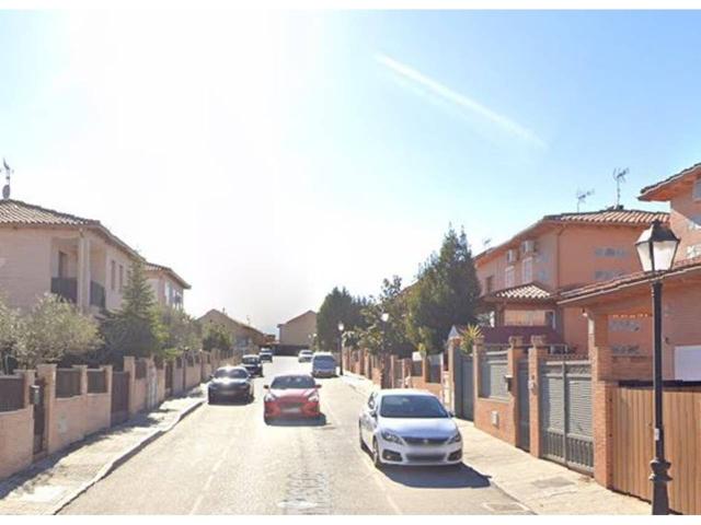 INMO 3 VENDE CHALET INDEPENDIENTE EN CARRANQUE CON 476 METROS CUADRADOS DE PARCELA. photo 0