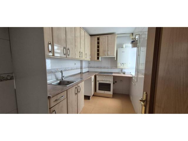 Piso en venta en Pintores-Ferial(28982) photo 0
