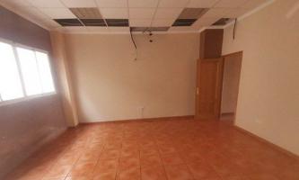 Oficina En venta en Núcleo Urbano, La Pobla De Vallbona photo 0