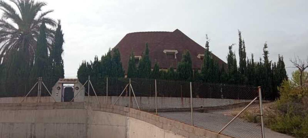 Unifamiliar En venta en Urbanizacion El Pantano, L'Alcora photo 0
