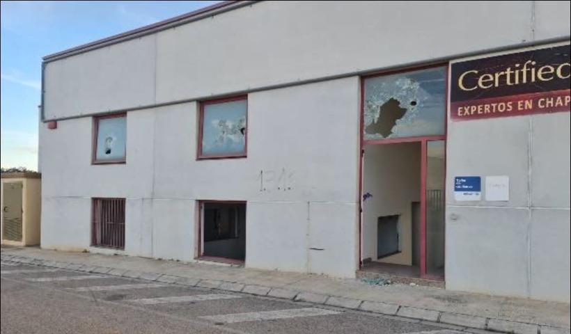 Nave Industrial En venta en Urbanitzacions I Pedanies Sud, Alzira photo 0