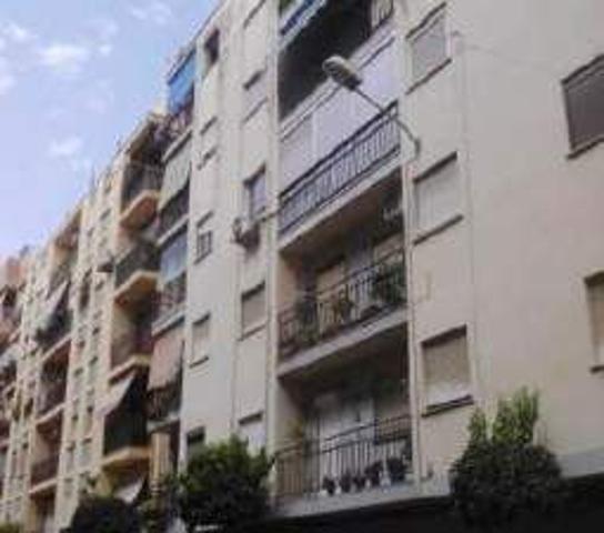 Piso En venta en Mislata, Mislata photo 0