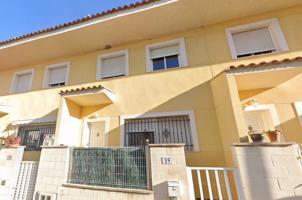 Unifamiliar Pareada En venta en Comunidad Valenciana, Real De Gandia photo 0