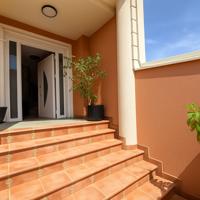 Casa Adosada en venta en El Puig, Valencia photo 0