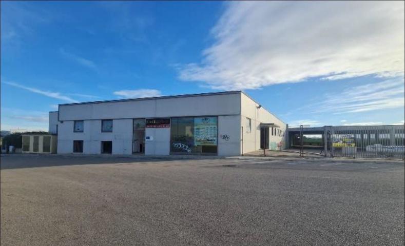 Nave Industrial En venta en Urbanitzacions I Pedanies Nord, Alzira photo 0