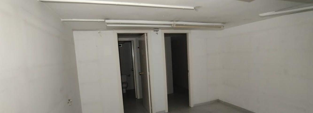 Oficina En venta en Oliva, Oliva photo 0