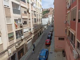 Piso en Almería, zona Centro, de tres dormitorios con ascensor photo 0