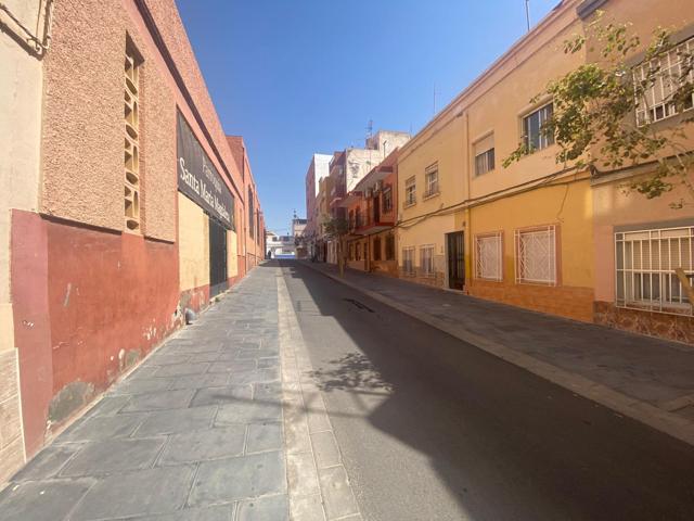 Piso a reformar en Los Molinos (Almería). photo 0