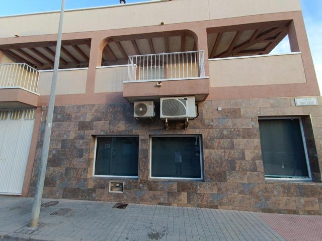 ¡Rebajado! Se traspasa negocio en San Vicente (El Alquián, Almería). photo 0