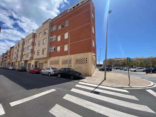 Piso En venta en Avenida Juan Carlos, Roquetas De Mar photo 0