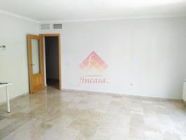PISO DE 4 DORMITORIOS EN LA AVD. DE MÁLAGA photo 0