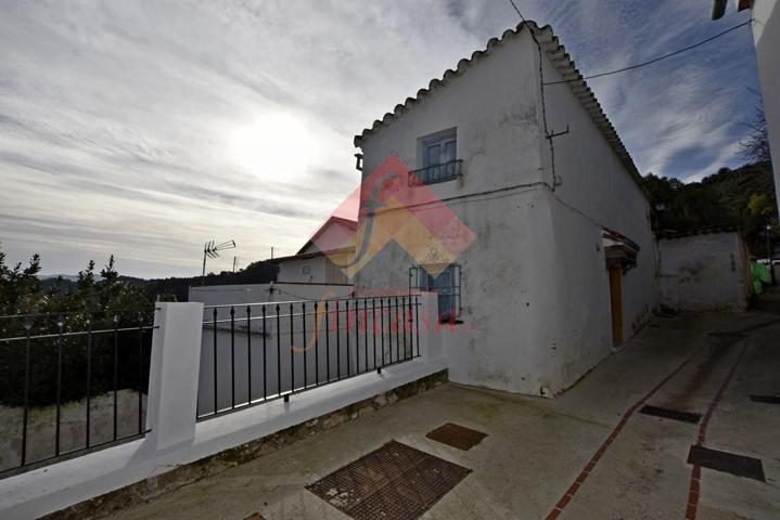 VENTA DE CASA EN BENADALID photo 0