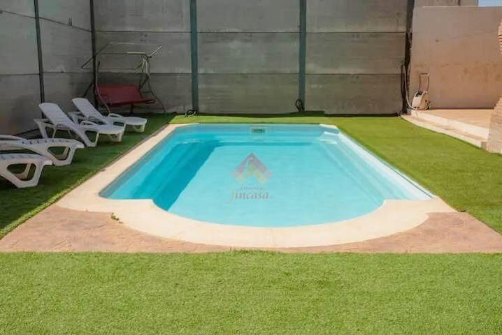 ¡¡REBAJADA DE 620.000€ A 399.000€!! 760 M2 CONSTRUIDOS Y 556 M2 DE PARCELA photo 0