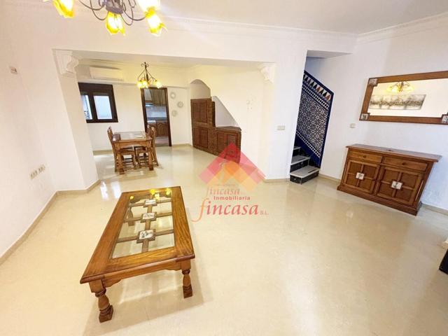 CASA EN PLENO CENTRO ¡¡¡REBAJADA DE PRECIO DE 185.000 € A 175.000 €!!! photo 0