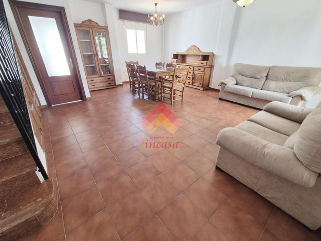 ¡¡VENTA DE CASA ADOSADA EN LA PLANILLA!! photo 0