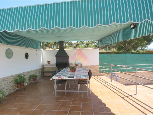 ESTUPENDA CASA DE CAMPO CON PISCINA photo 0