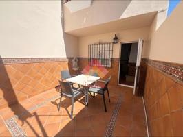 SE ALQUILA CASA EN SAN CRISTOBAL photo 0