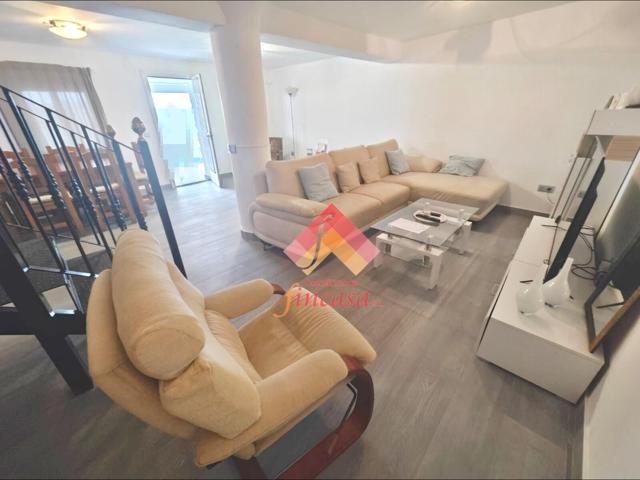 FANTÁSTICA CASA REFORMADA CON LICENCIA TURISTICA photo 0