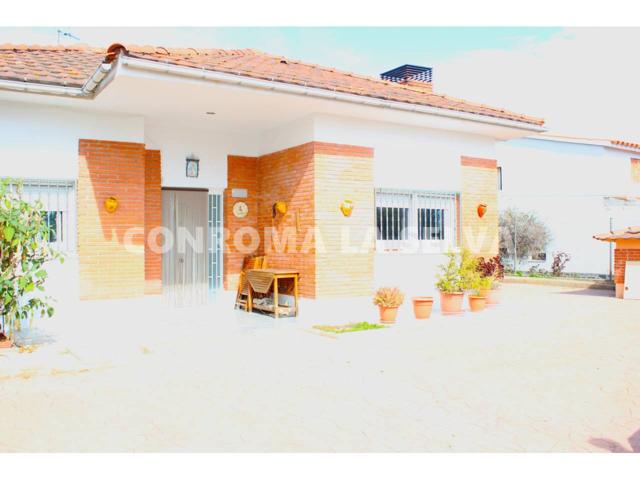 Preciosa casa con piscina en Riudarenes photo 0