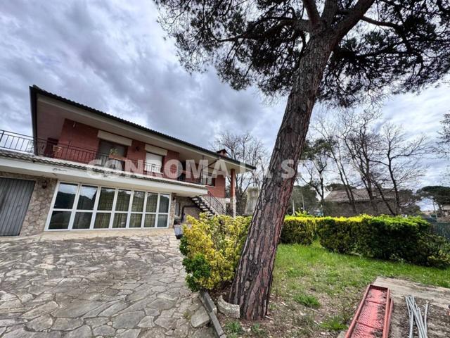 casa a la venta en Sils photo 0