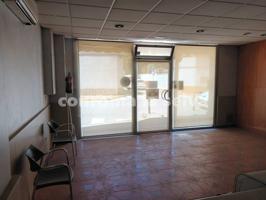 Local comercial en venta en Tordera photo 0