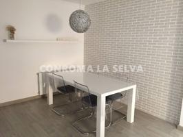 Venta de piso en Tordera y 2 PK. photo 0