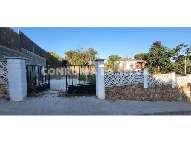 Excelente Terreno llano en venta en Tordera photo 0