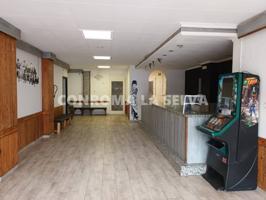 Local en venta en Malgrat de Mar photo 0